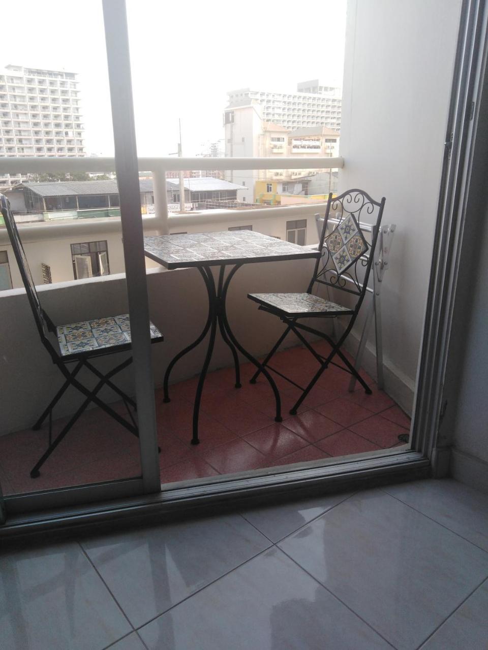 View Talay 1B Apartments Pattaya Exterior foto